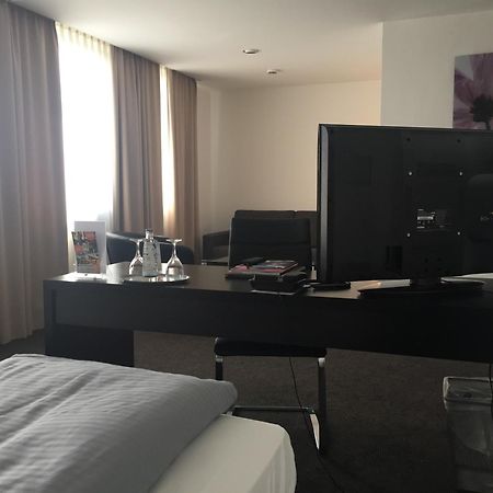 Hotel Schempp Бобинген Екстериор снимка
